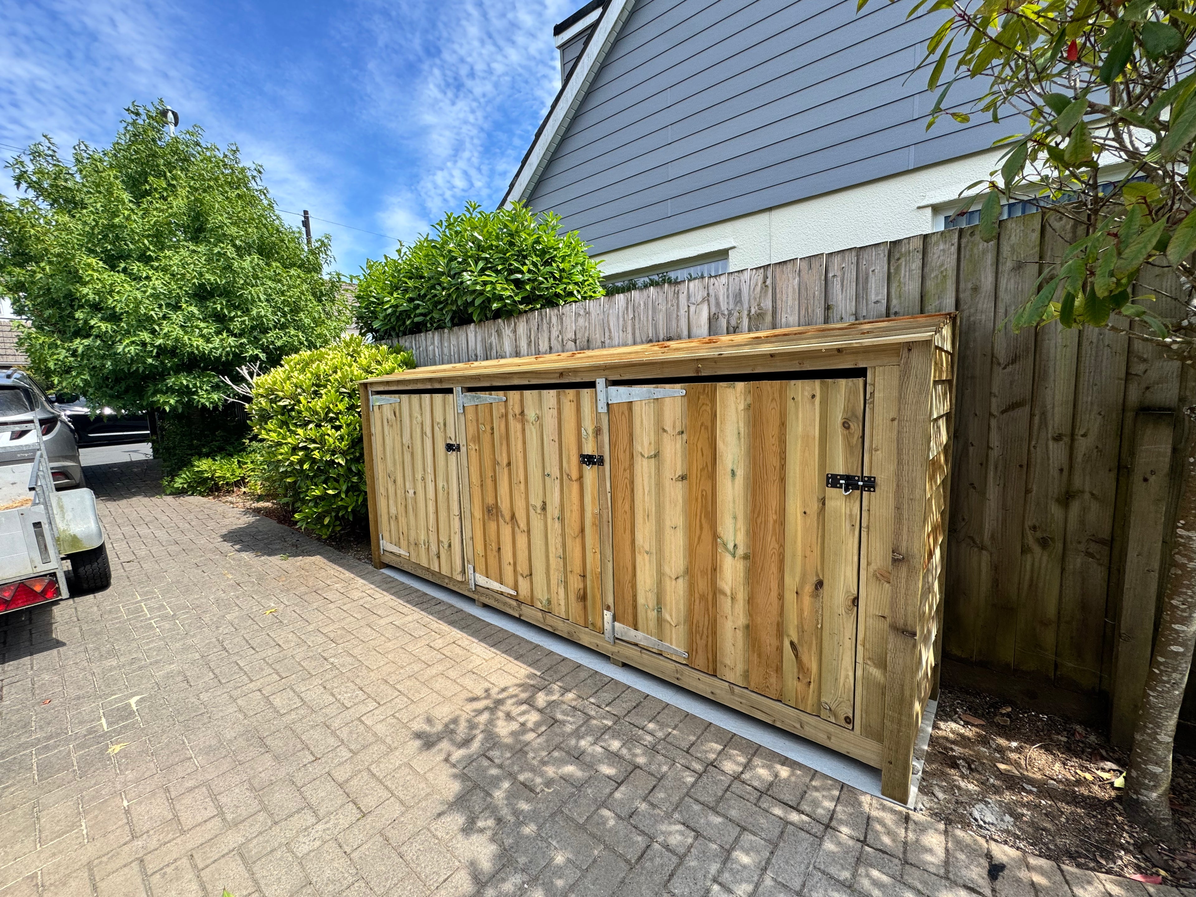 Bespoke Built Log Store